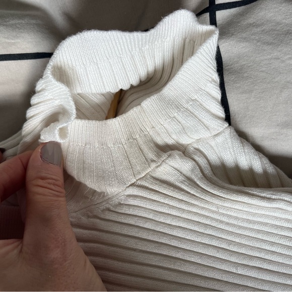 CK polo style sweater - Picture 3 of 5